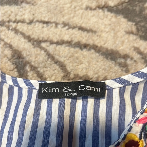 Kim & Cami Blue and White Dress with Embroidered boho. Large - Picture 4 of 5